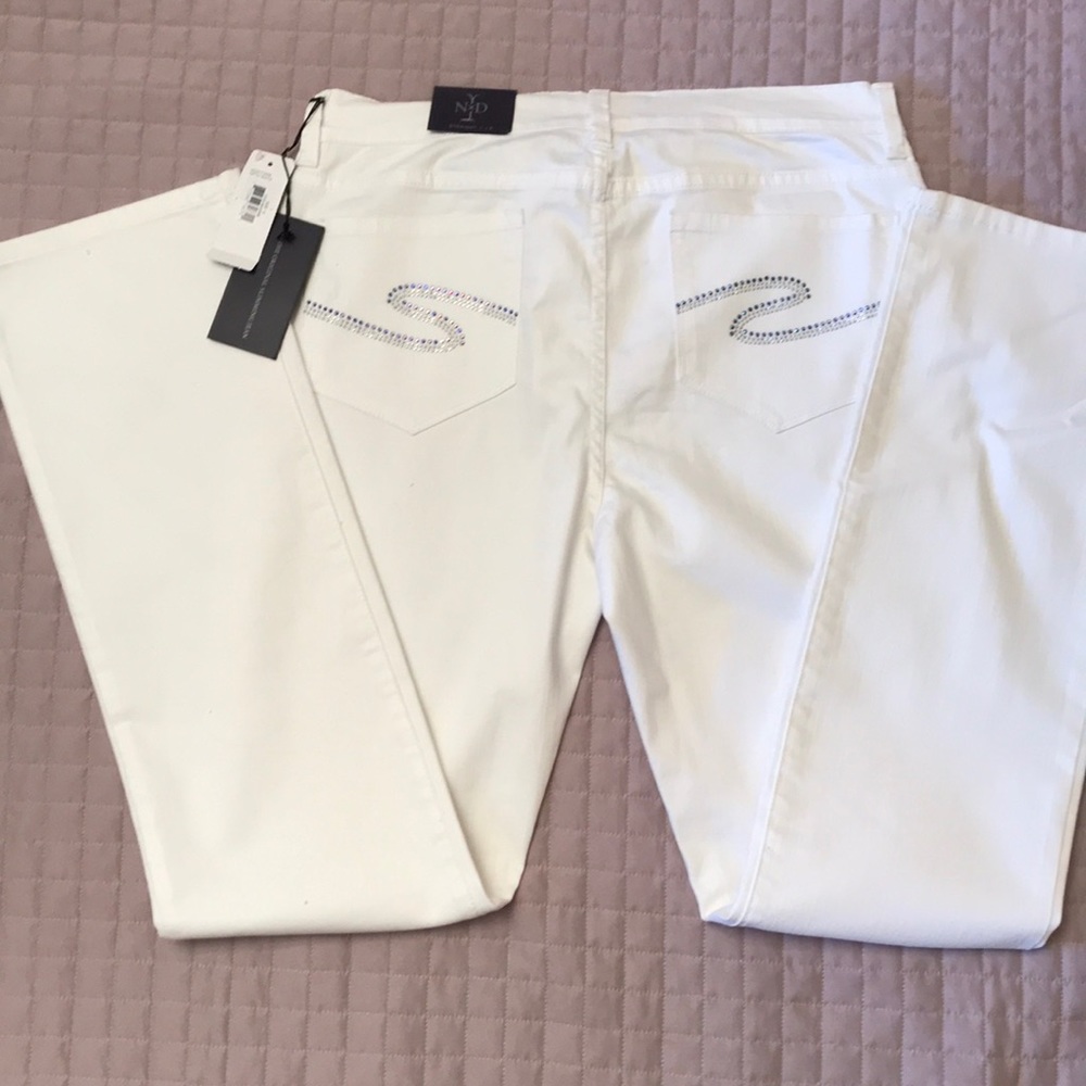 New NYDJ white jeans, strate legs,  size 12